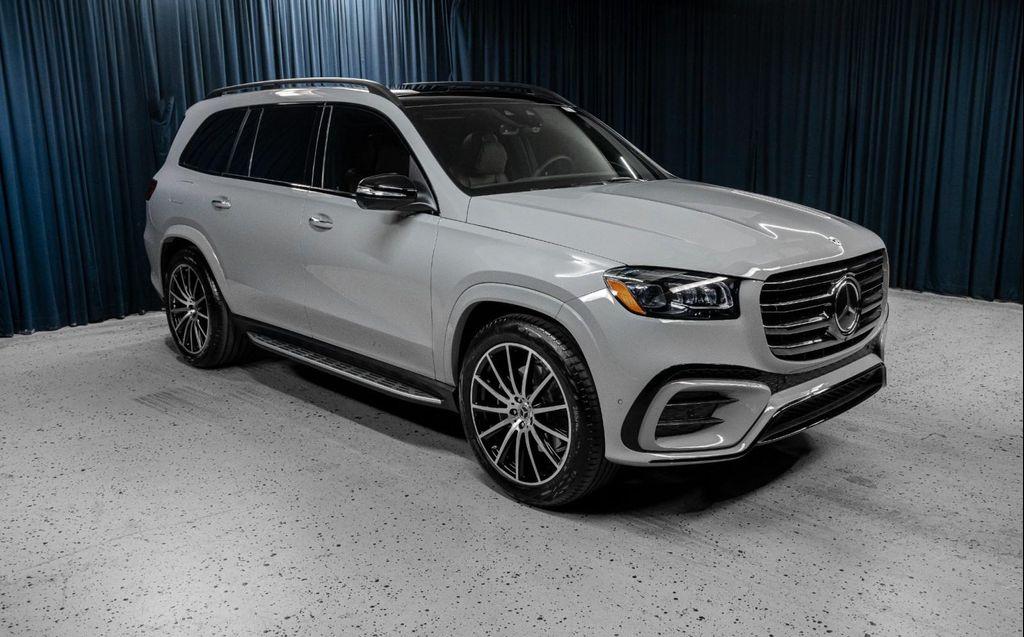 new 2026 Mercedes-Benz GLS 580 car, priced at $124,565