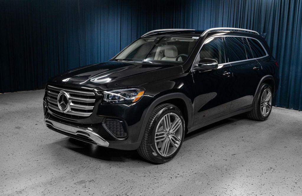 new 2026 Mercedes-Benz GLS 450 car, priced at $91,600