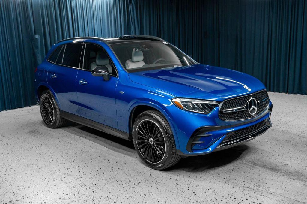 new 2025 Mercedes-Benz GLC 350e car, priced at $72,025