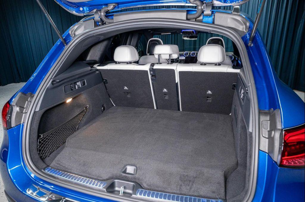 new 2025 Mercedes-Benz GLC 350e car, priced at $72,025