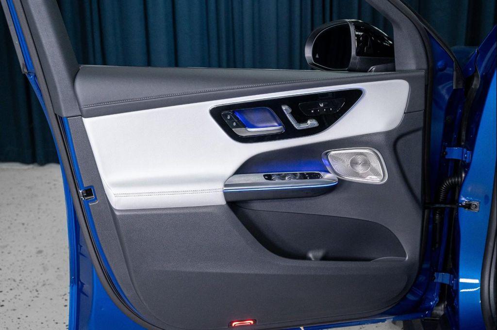 new 2025 Mercedes-Benz GLC 350e car, priced at $72,025