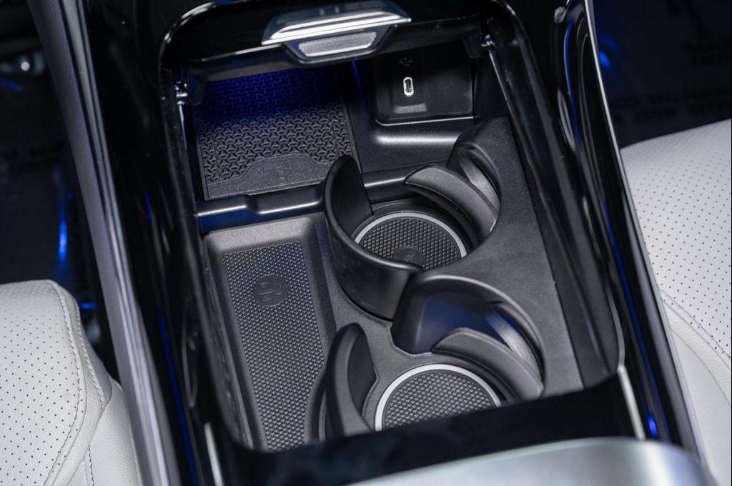 new 2025 Mercedes-Benz GLC 350e car, priced at $72,025