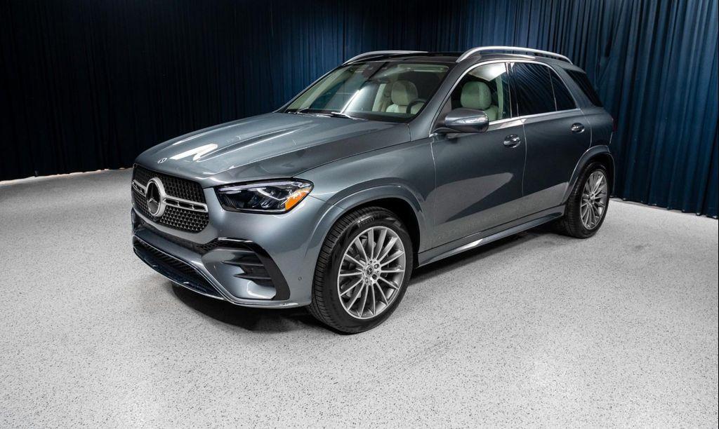 new 2026 Mercedes-Benz GLE 450 car, priced at $82,664