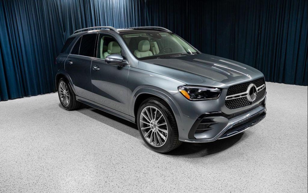 new 2026 Mercedes-Benz GLE 450 car, priced at $82,664
