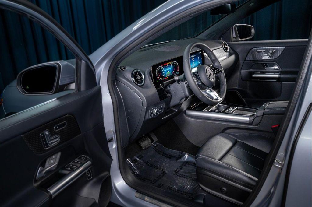 new 2026 Mercedes-Benz GLA 250 car, priced at $46,330