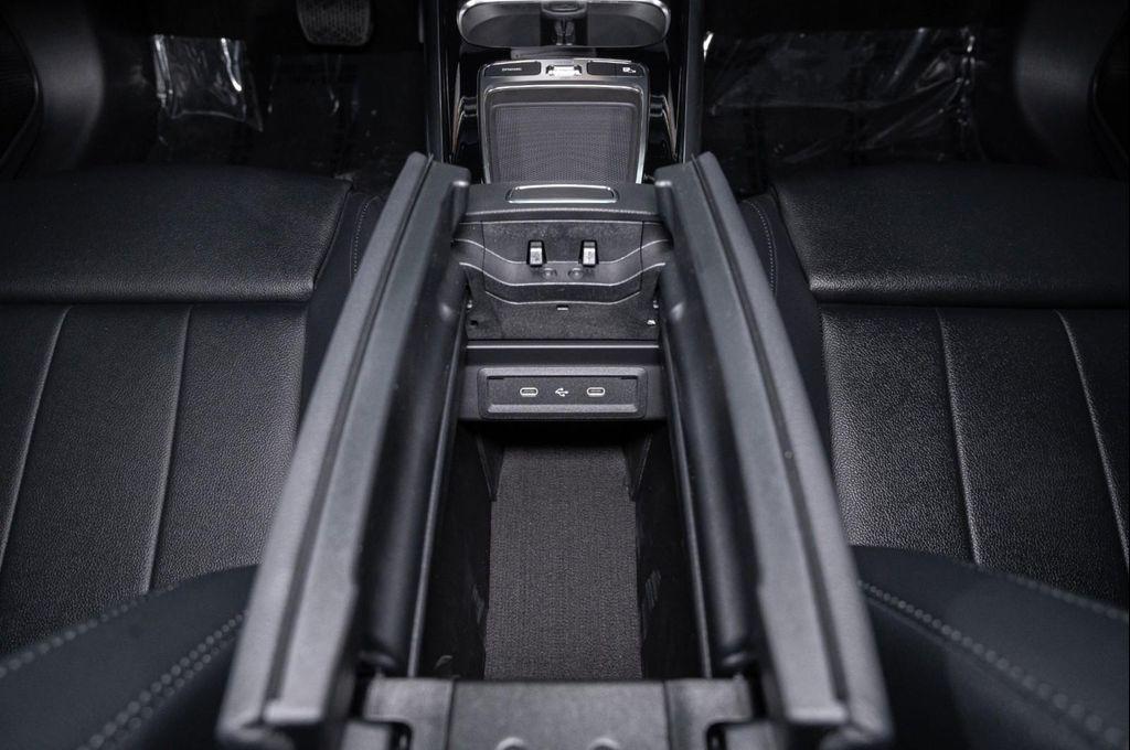 new 2026 Mercedes-Benz GLA 250 car, priced at $46,330