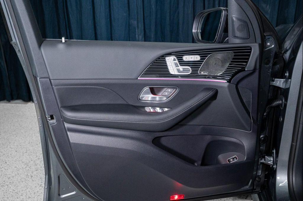 new 2026 Mercedes-Benz GLS 450 car, priced at $101,910