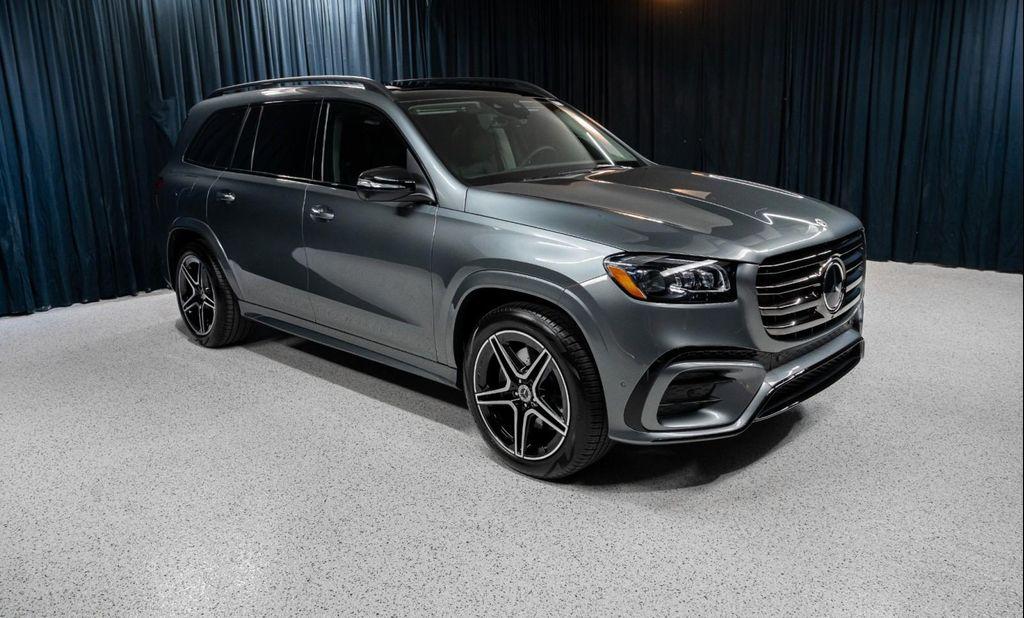 new 2026 Mercedes-Benz GLS 450 car, priced at $101,910
