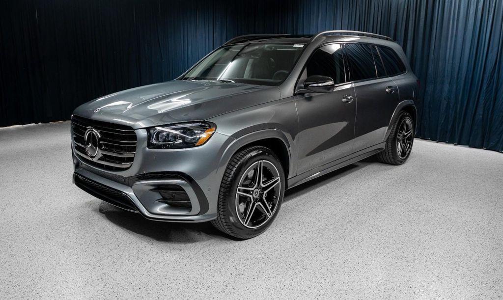 new 2026 Mercedes-Benz GLS 450 car, priced at $101,910