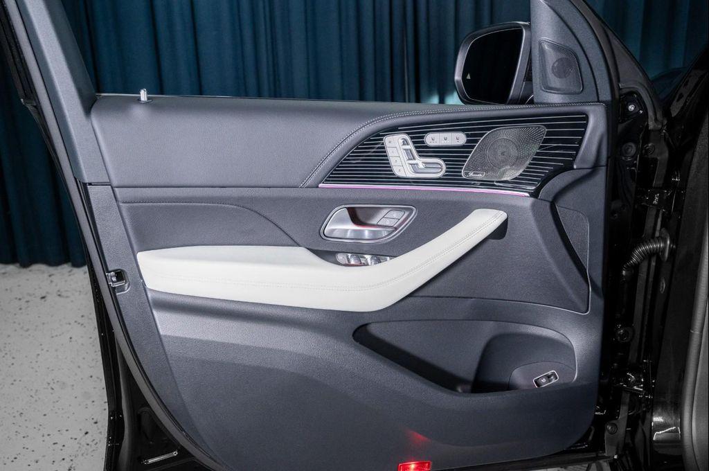 new 2026 Mercedes-Benz GLE 580 car, priced at $99,290