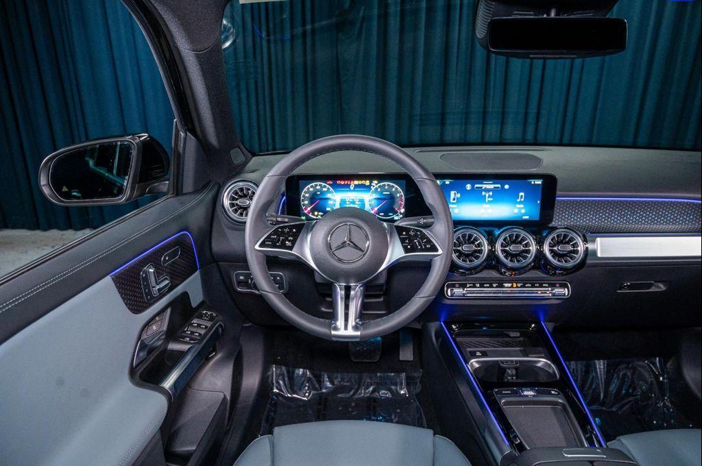 new 2026 Mercedes-Benz GLB 250 car, priced at $51,985
