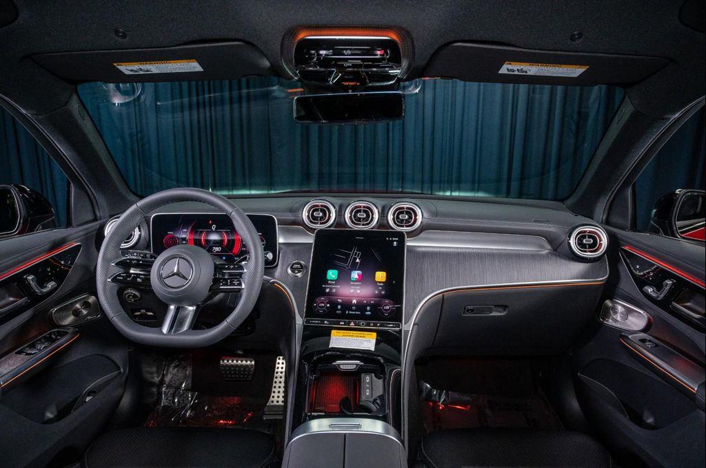 new 2025 Mercedes-Benz GLC 300 car, priced at $61,675