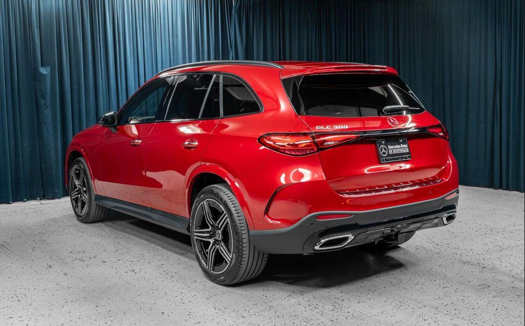 new 2025 Mercedes-Benz GLC 300 car, priced at $61,675