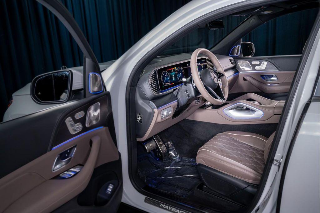 new 2026 Mercedes-Benz Maybach GLS 600 car, priced at $192,705