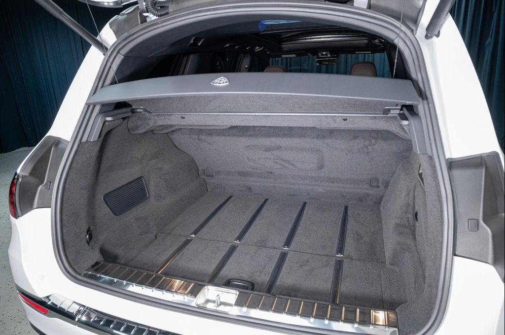 new 2026 Mercedes-Benz Maybach GLS 600 car, priced at $192,705