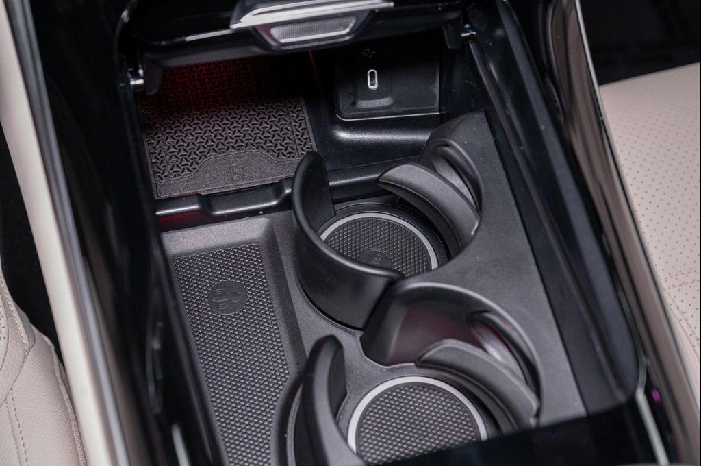 new 2026 Mercedes-Benz GLC 300 car, priced at $53,185