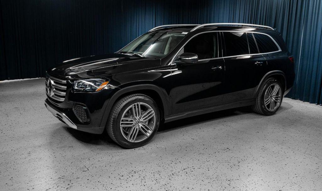 new 2026 Mercedes-Benz GLS 450 car, priced at $91,660