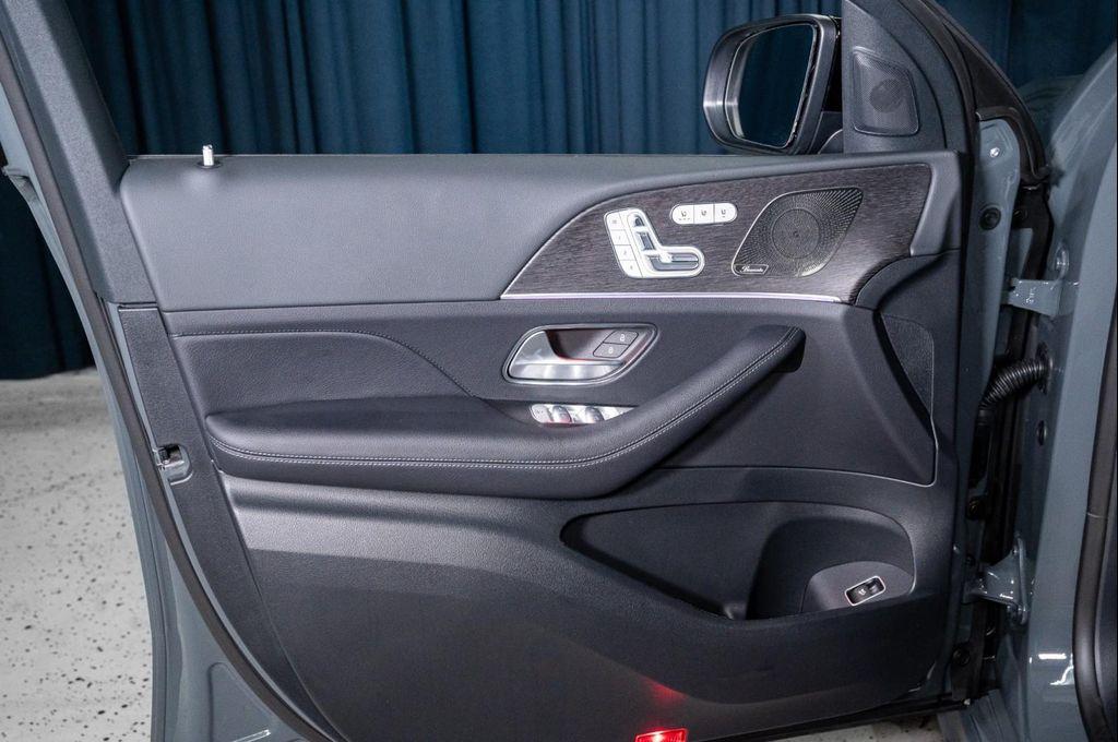 new 2026 Mercedes-Benz GLE 450 car, priced at $92,025