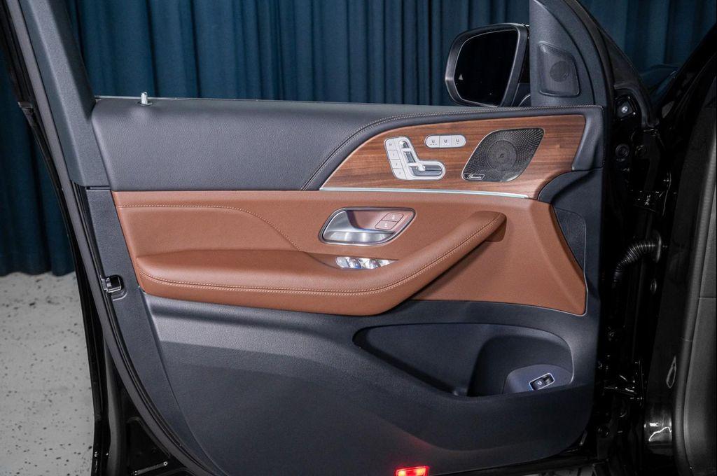 new 2026 Mercedes-Benz GLS 580 car, priced at $124,600