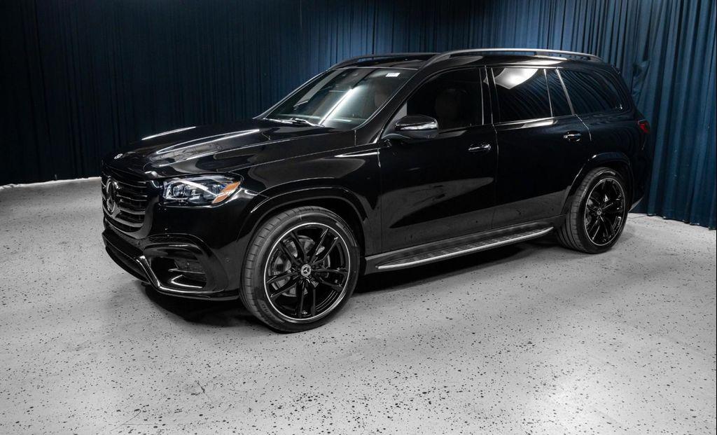 new 2026 Mercedes-Benz GLS 580 car, priced at $124,600