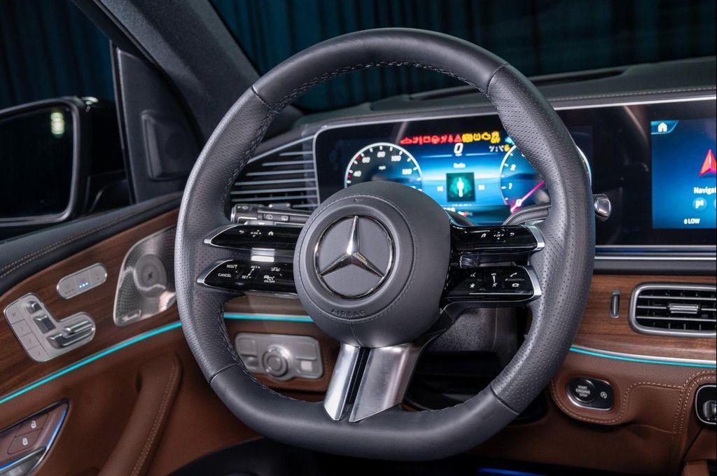 new 2026 Mercedes-Benz GLS 580 car, priced at $124,600