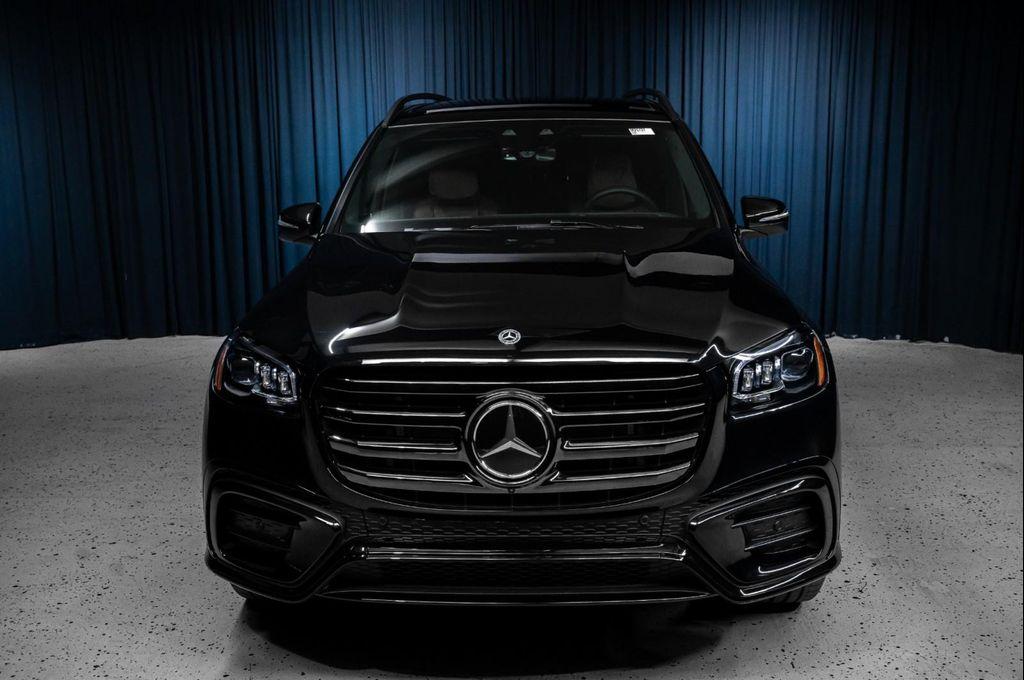 new 2026 Mercedes-Benz GLS 580 car, priced at $124,600