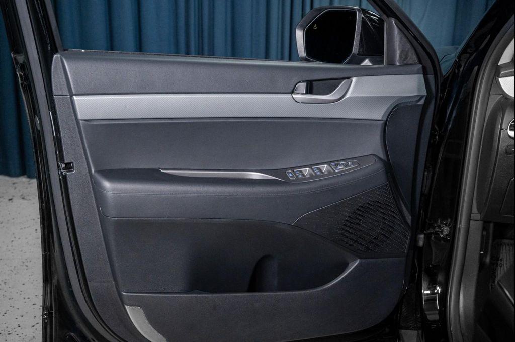 used 2025 Hyundai Palisade car, priced at $37,991