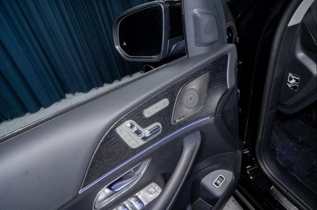 used 2026 Mercedes-Benz GLE 450 car, priced at $69,995