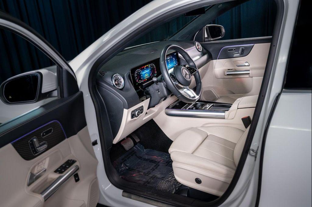 used 2025 Mercedes-Benz GLA 250 car, priced at $36,994