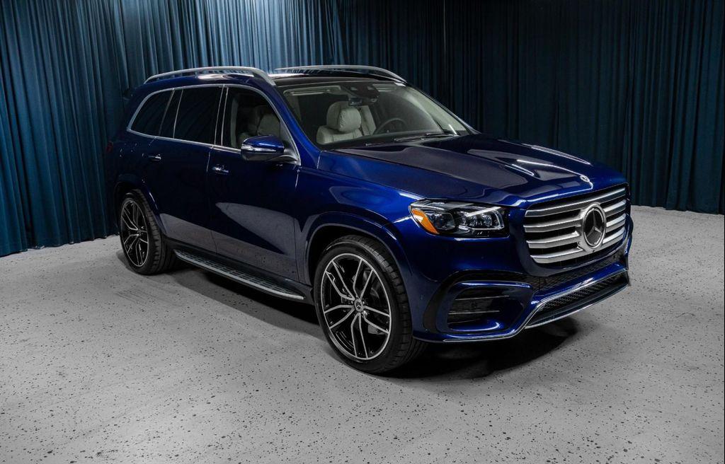 new 2026 Mercedes-Benz GLS 580 car, priced at $129,400
