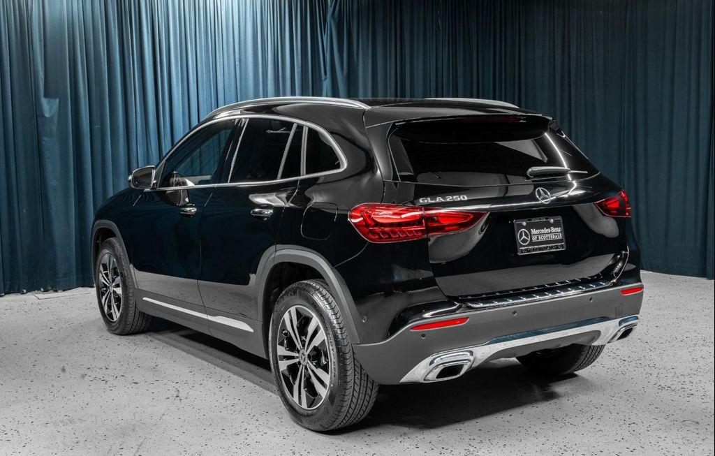 used 2025 Mercedes-Benz GLA 250 car, priced at $35,994
