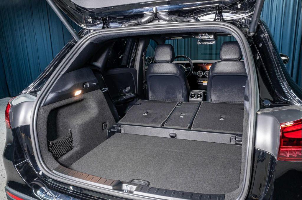 used 2025 Mercedes-Benz GLA 250 car, priced at $35,994