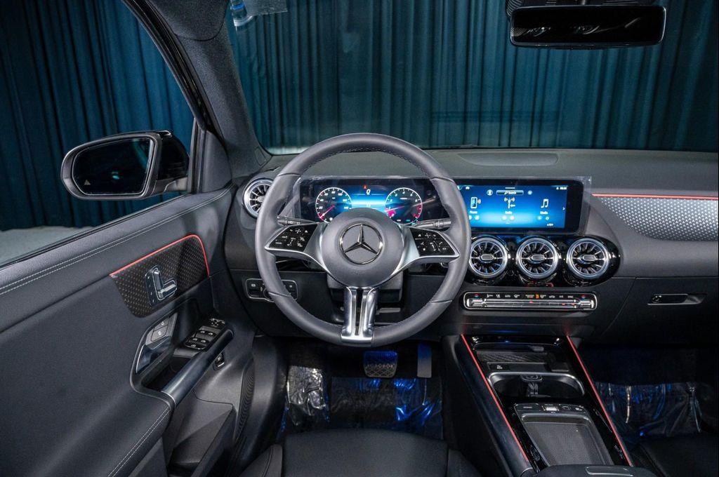 used 2025 Mercedes-Benz GLA 250 car, priced at $35,994