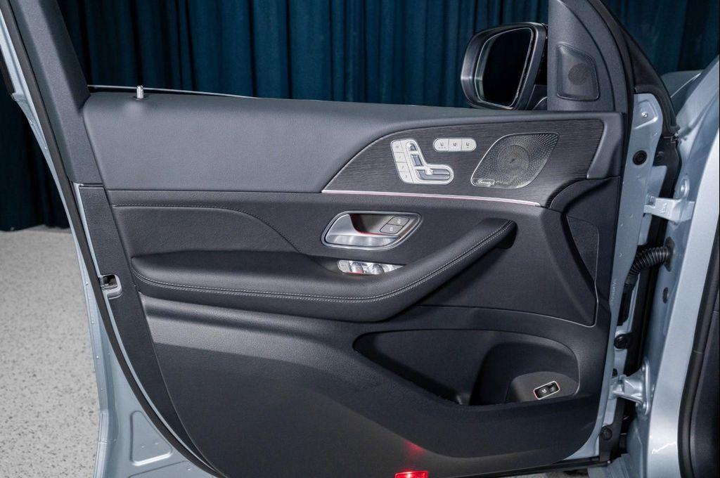new 2026 Mercedes-Benz GLE 450 car, priced at $82,760
