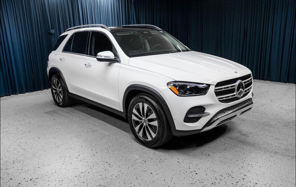 new 2026 Mercedes-Benz GLE 350 car, priced at $68,280