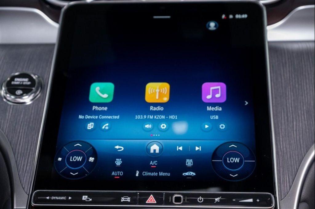 used 2026 Mercedes-Benz GLC 300 car, priced at $51,994