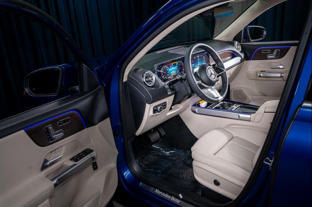 used 2025 Mercedes-Benz GLB 250 car, priced at $41,994