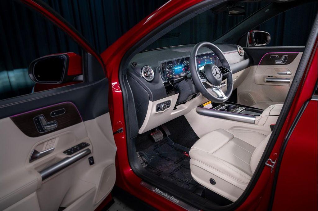 used 2025 Mercedes-Benz GLA 250 car, priced at $38,994