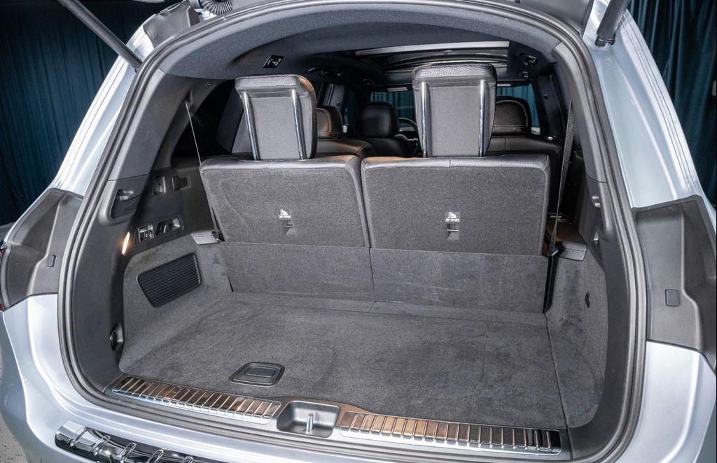 new 2026 Mercedes-Benz GLS 580 car, priced at $126,075