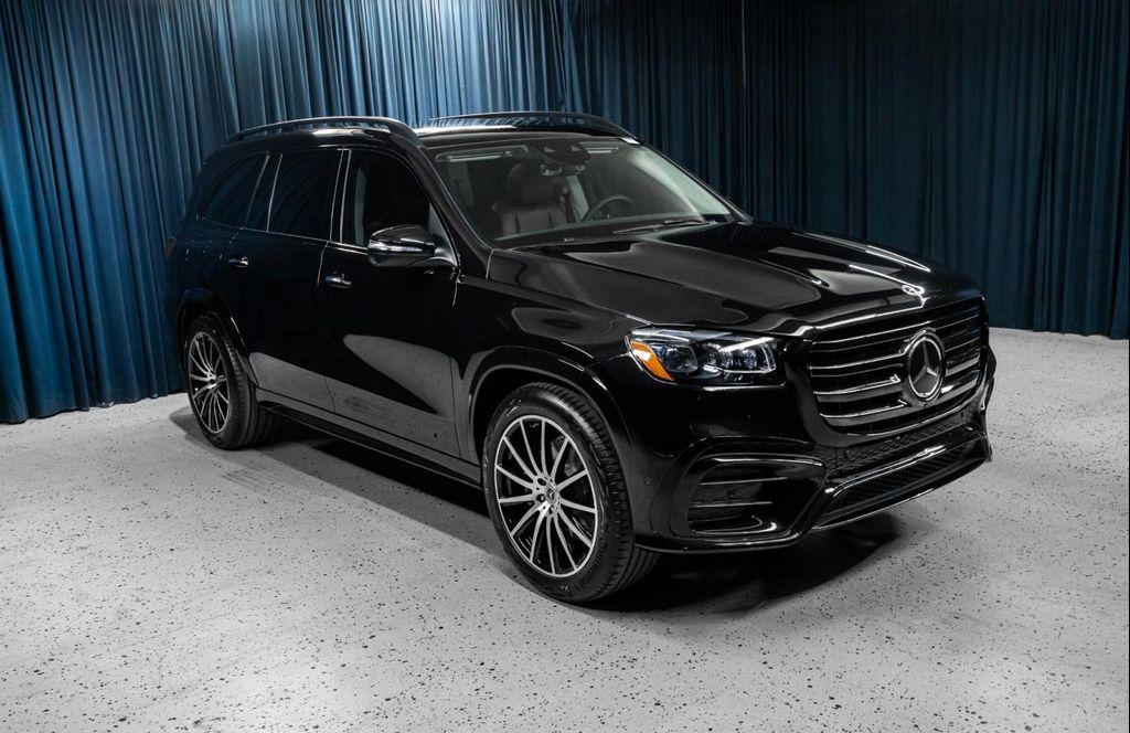 new 2026 Mercedes-Benz GLS 450 car, priced at $100,080