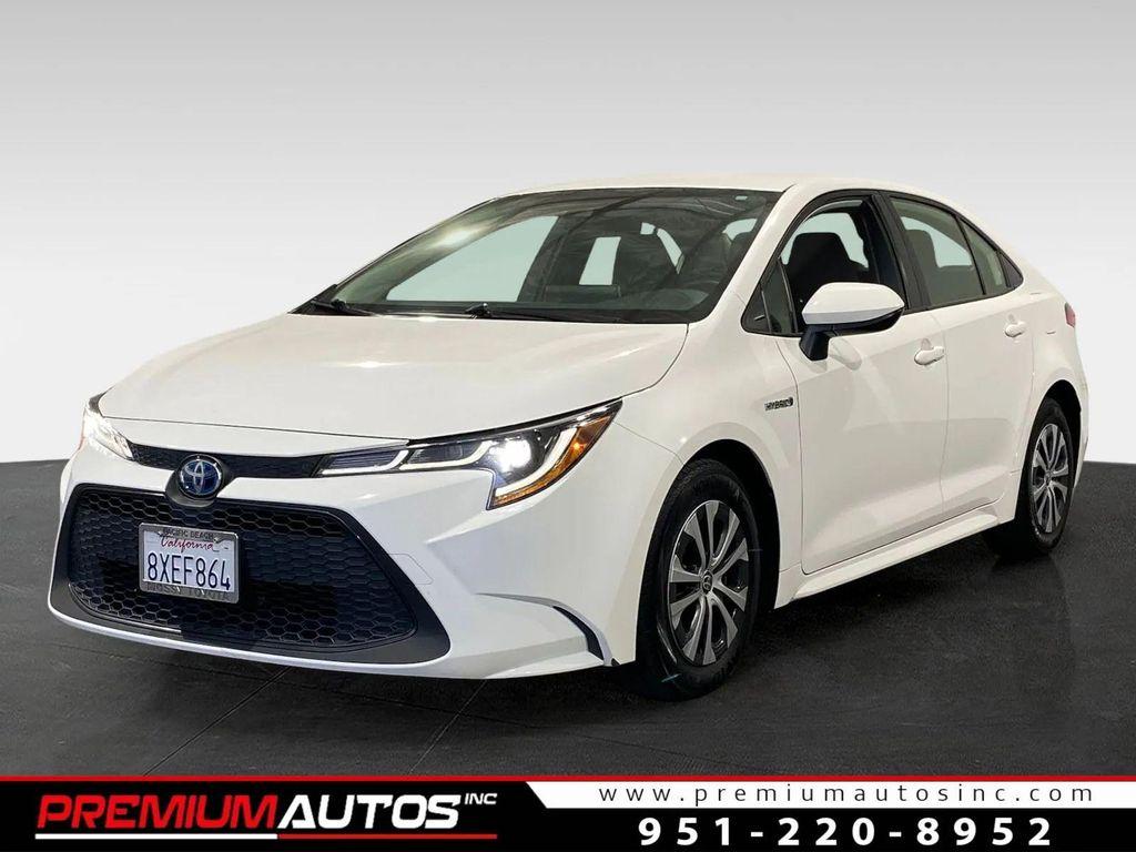 2021 Super White Toyota Corolla Hybrid