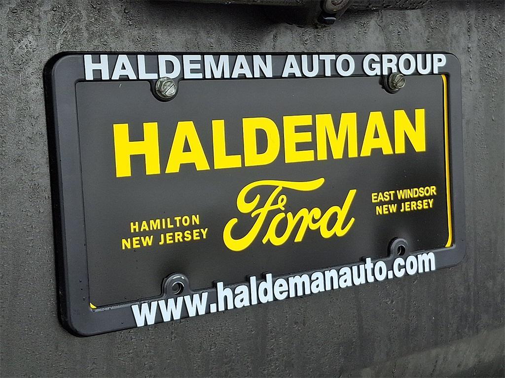 used 2021 Ford Expedition car, priced at $31,995