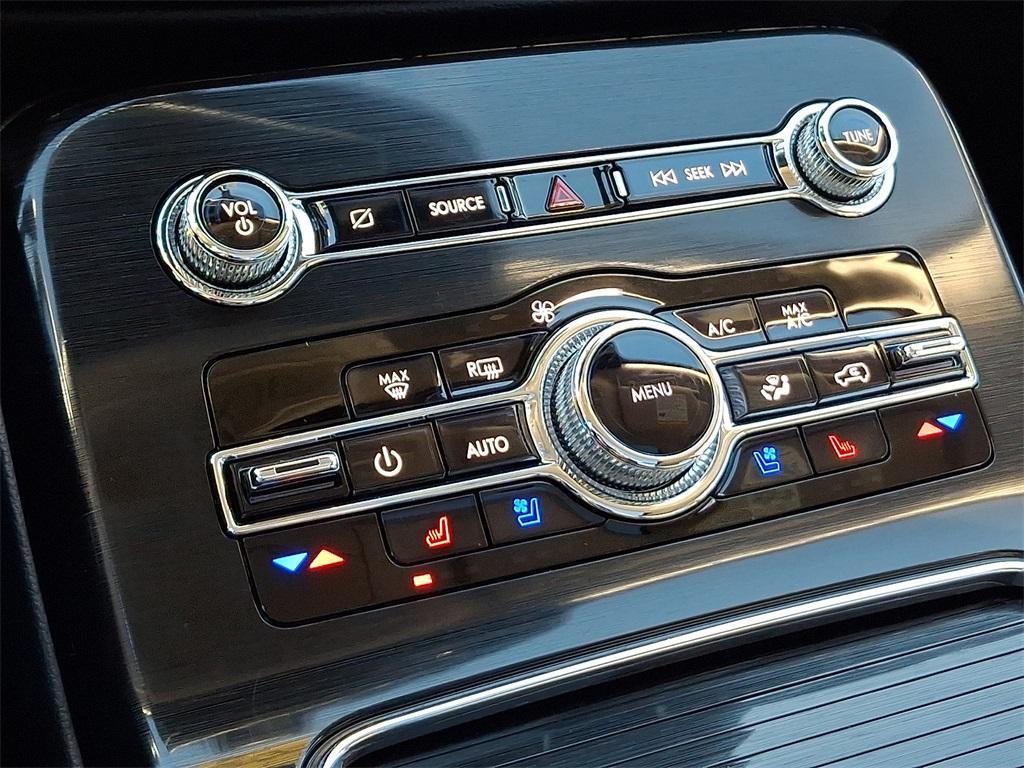 used 2022 Lincoln Nautilus car, priced at $30,495