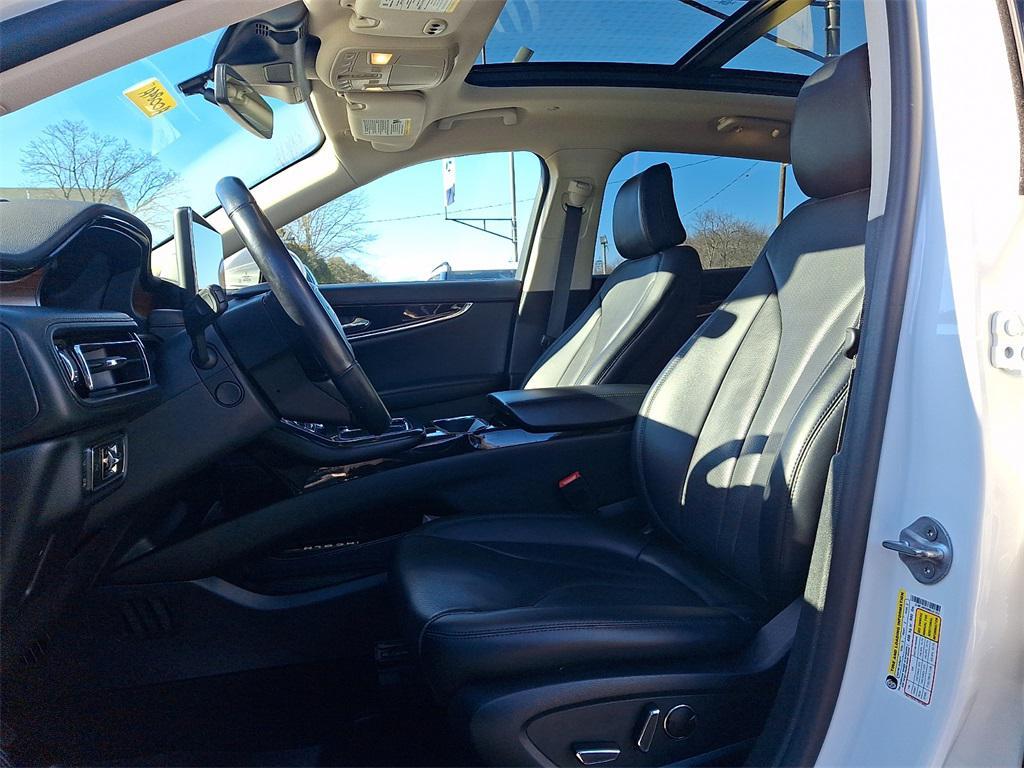 used 2022 Lincoln Nautilus car, priced at $30,495