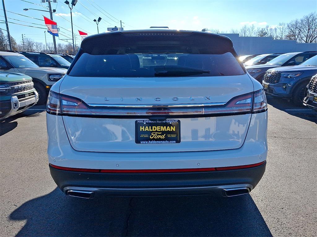 used 2022 Lincoln Nautilus car, priced at $30,495