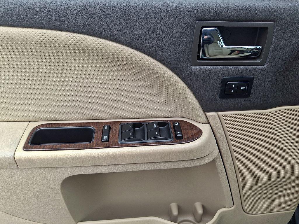 used 2008 Ford Taurus car, priced at $4,995