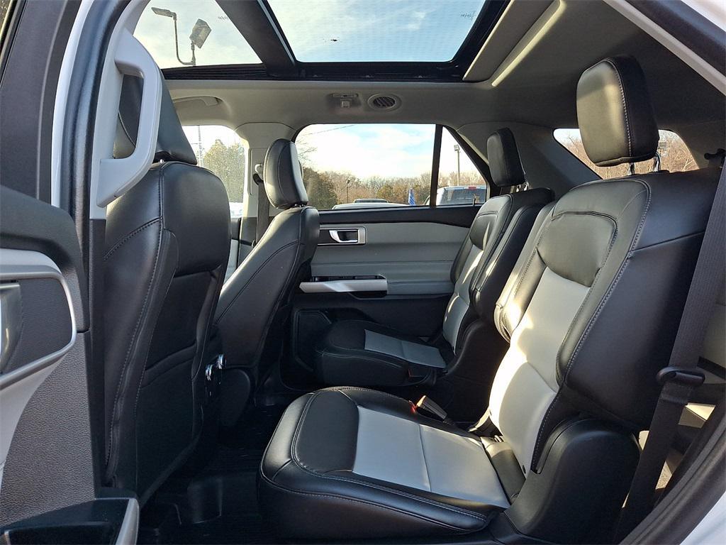 used 2022 Ford Explorer car, priced at $20,178