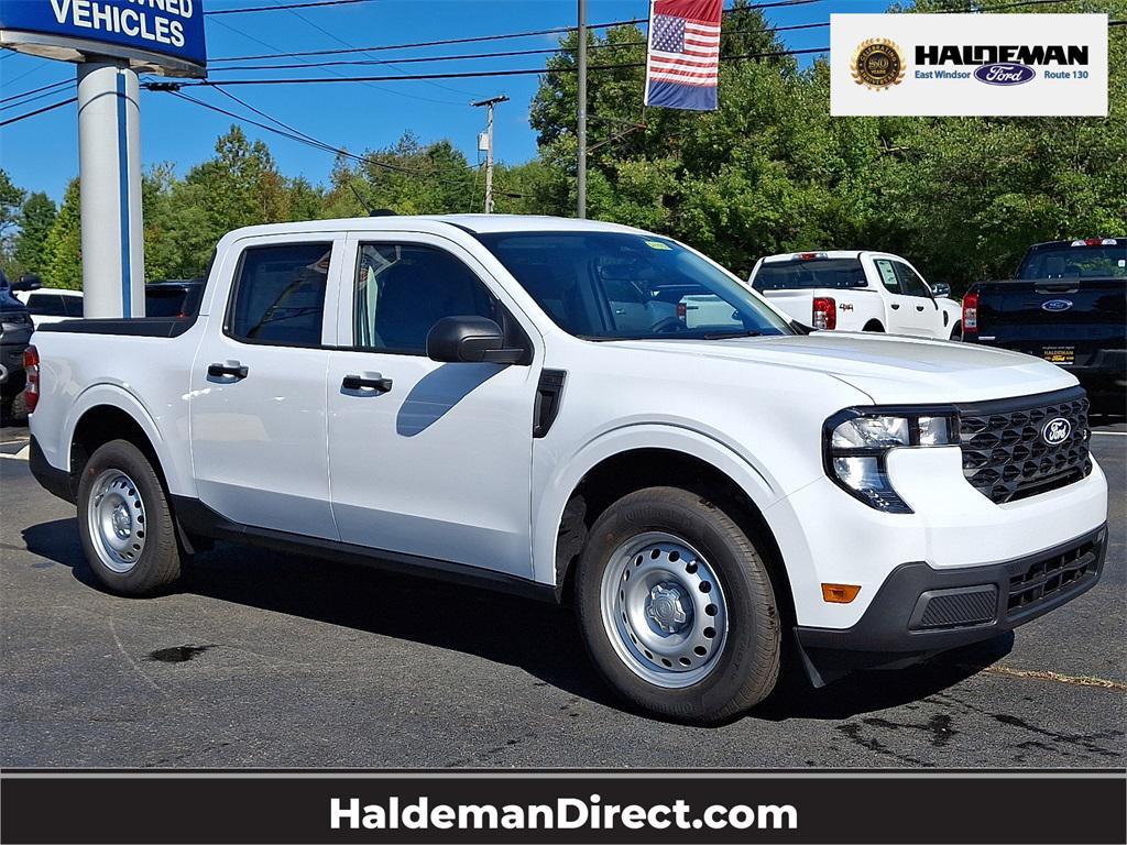 new 2025 Ford Maverick car, priced at $31,110