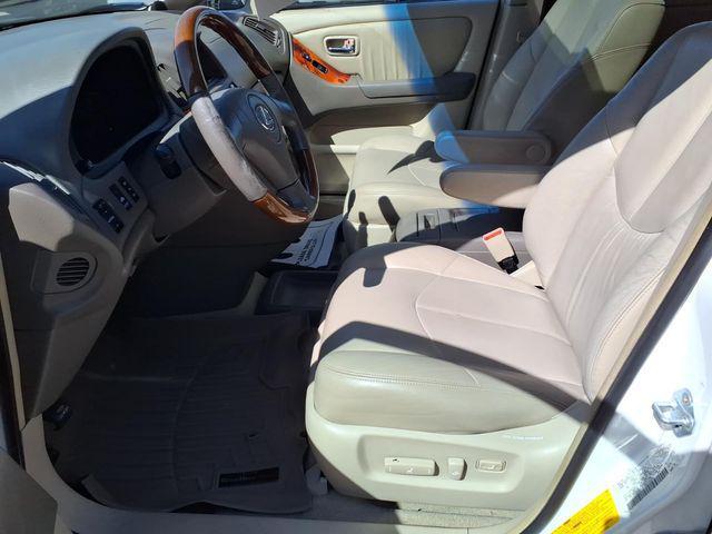used 2002 Lexus RX 300 car, priced at $8,900