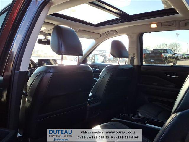 used 2022 Nissan Pathfinder car, priced at $29,400